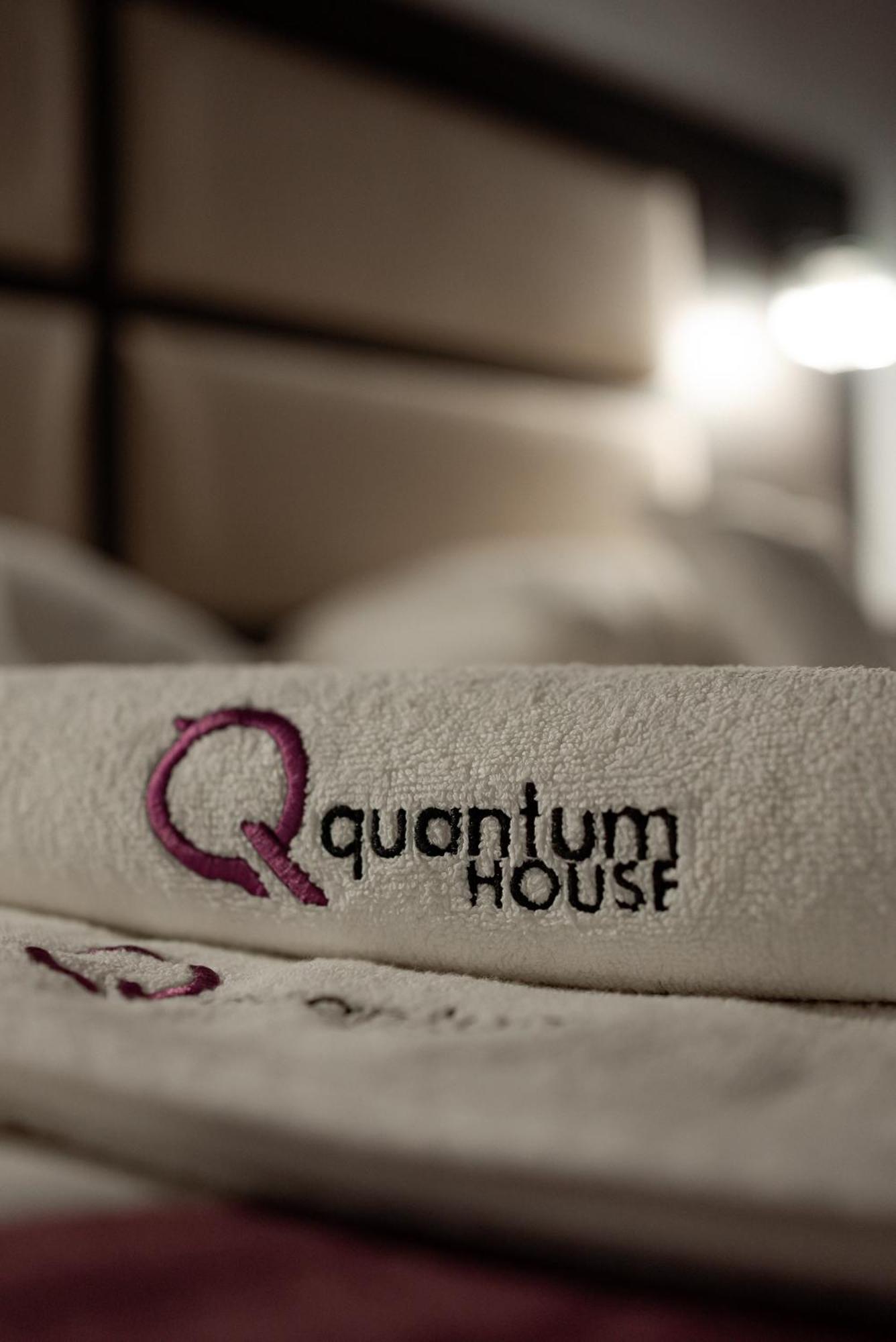 Quantum House 호텔 바틀돌니 외부 사진